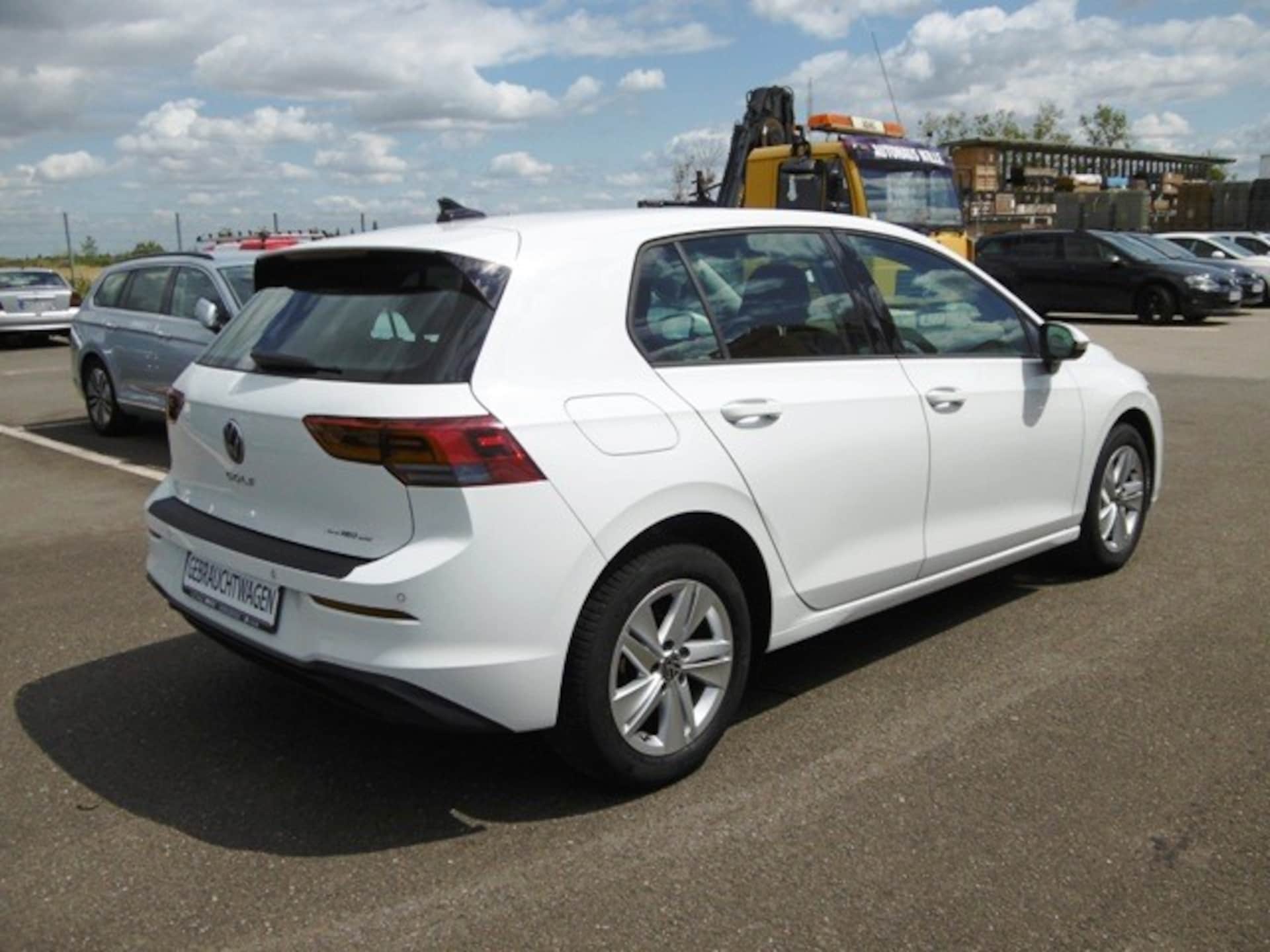 Volkswagen Golf Life
