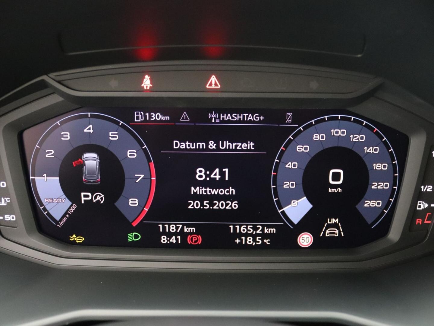 Bild über Audi A1 Sportback S line 30 TFSI S tronic - für weitere Informationen kontaktieren Sie den Audi Partner