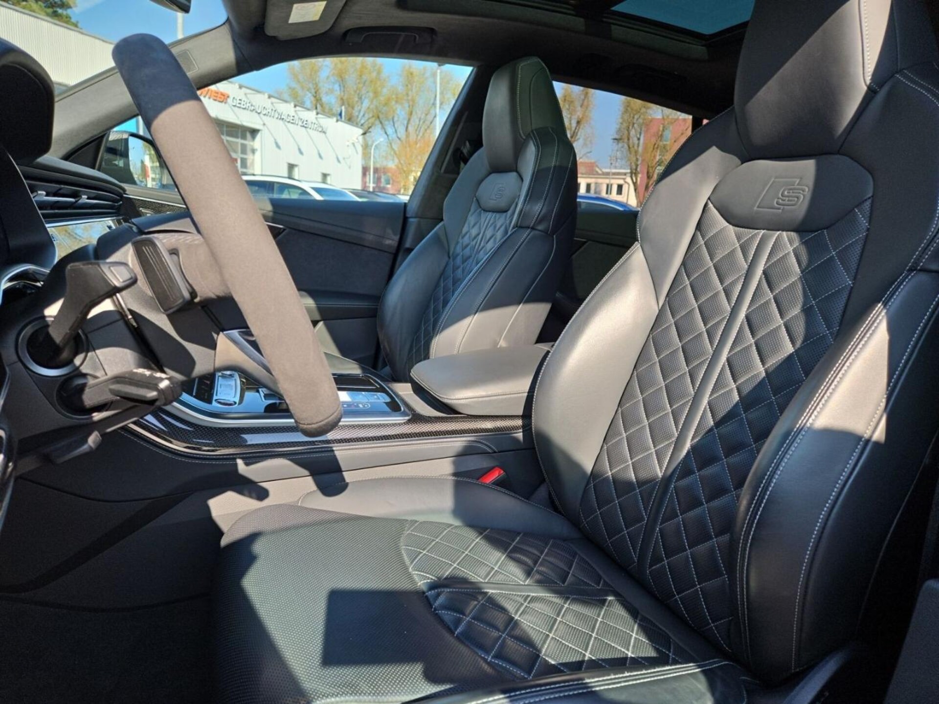 Audi SQ8 SUV