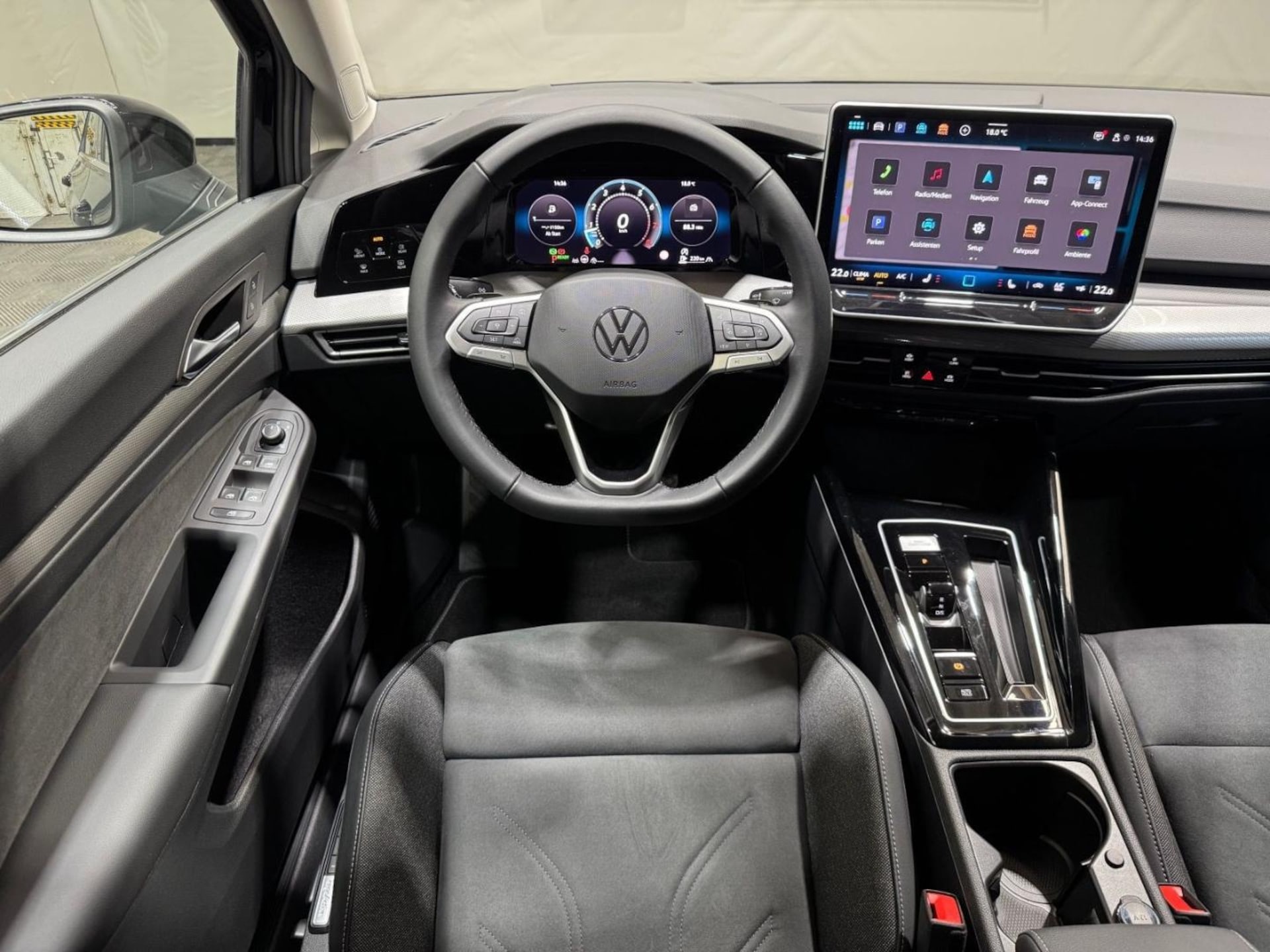 Volkswagen Golf Style