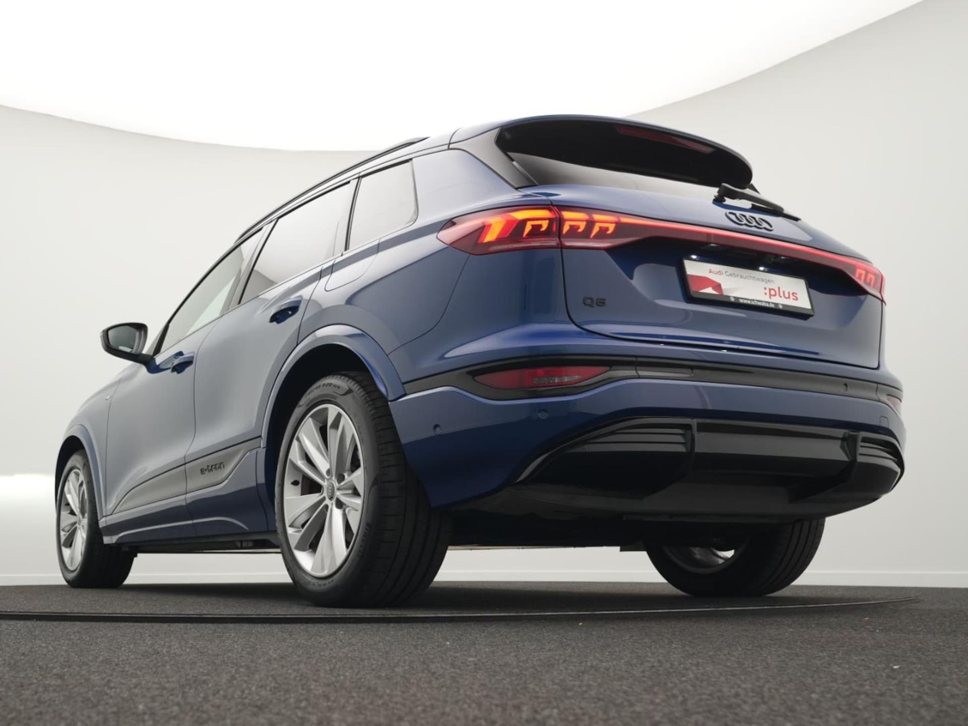 Audi Q6 SUV e-tron