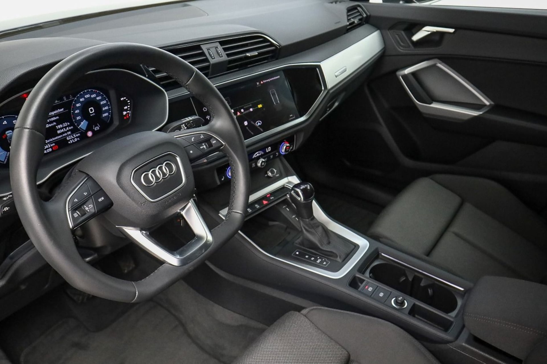 Audi Q3 Sportback S line