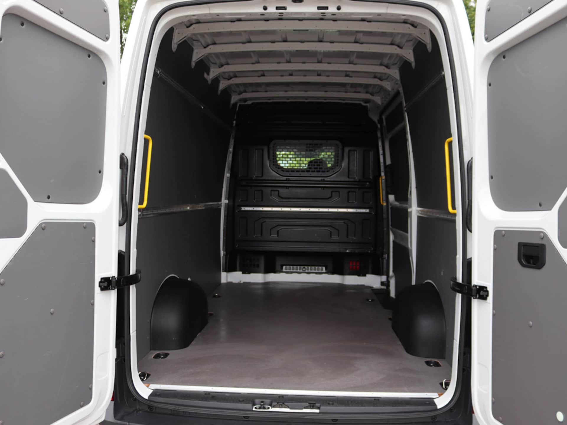 Volkswagen Crafter Kasten mittlerer Radstand