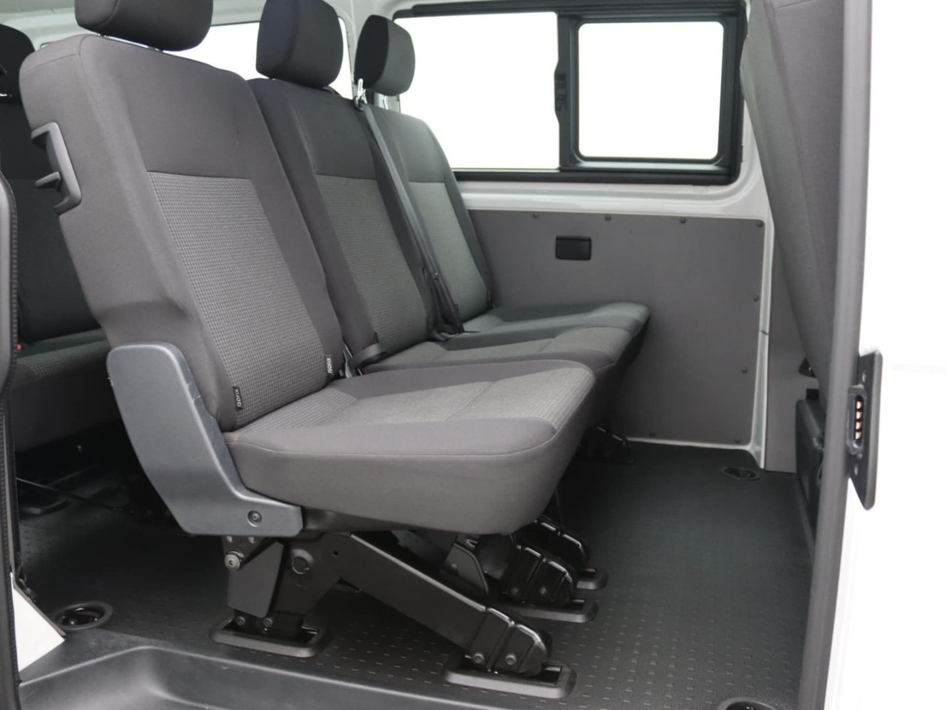 Volkswagen T6.1 Transporter Kombi langer Radstand