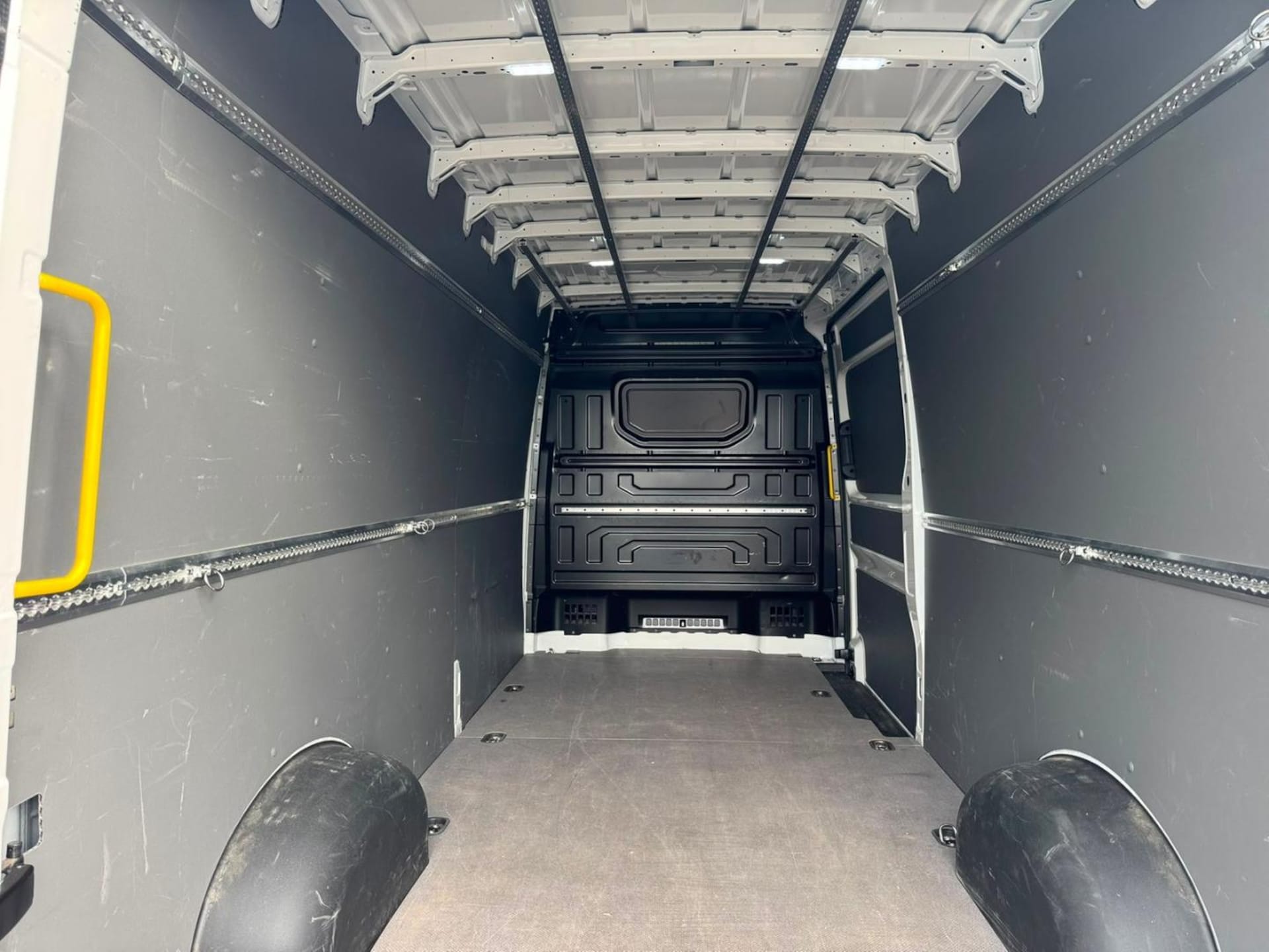 Volkswagen Crafter Kasten langer Radstand
