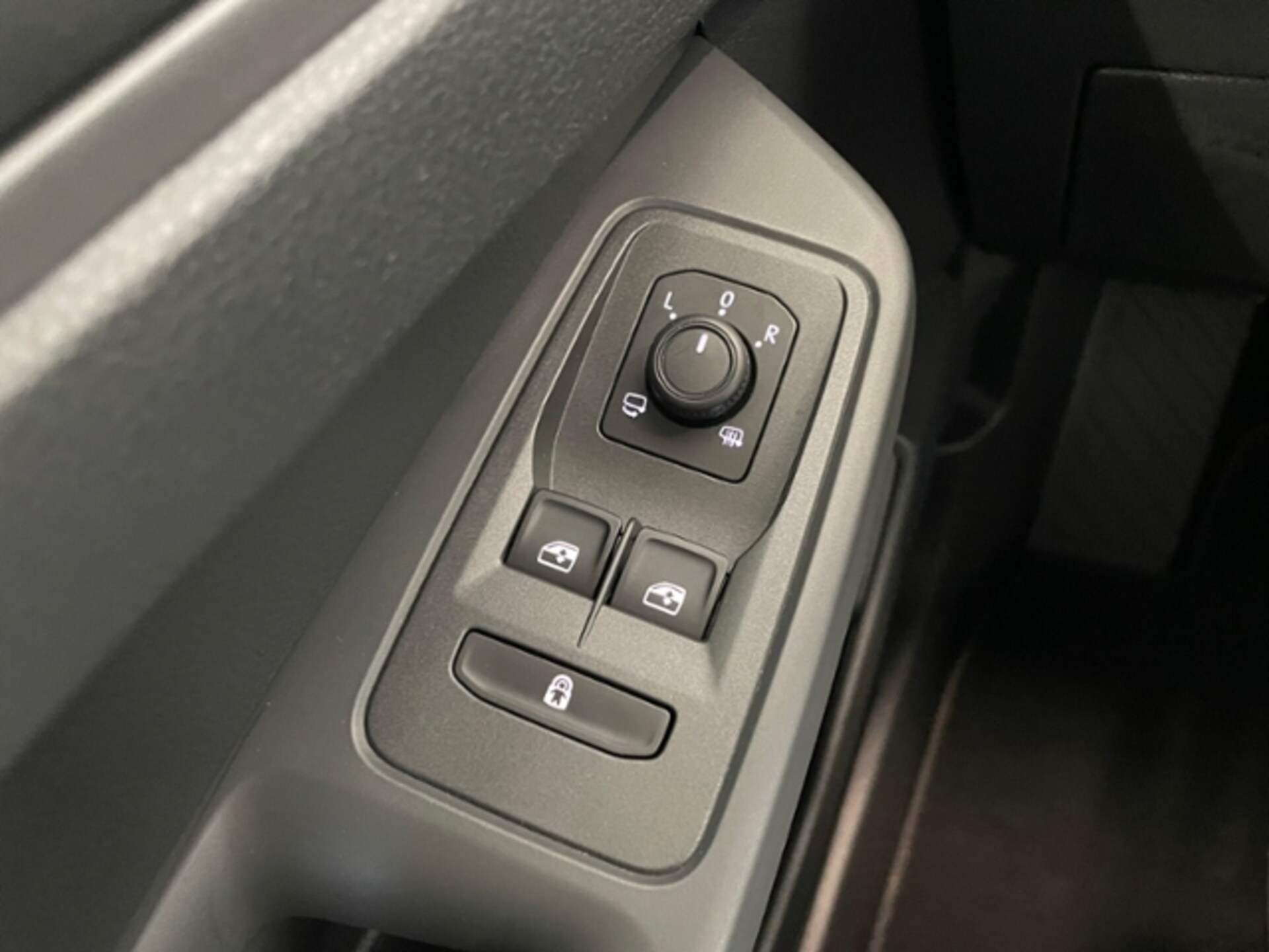 Volkswagen Caddy Basis-Modell