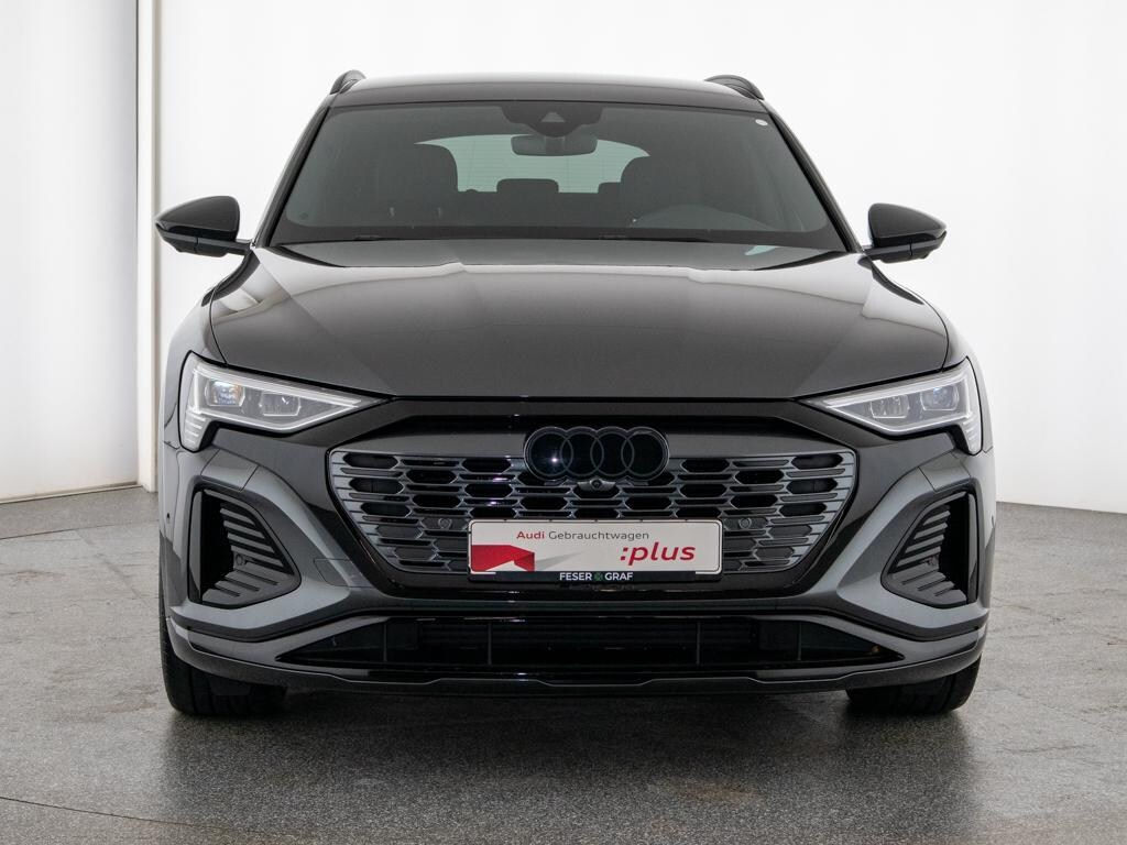 Image about Audi Q8 e-tron S line 50 e-tron quattro