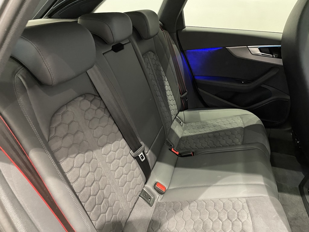 Image about Audi RS 4 Avant RS 4 Avant 450 hk tiptronic