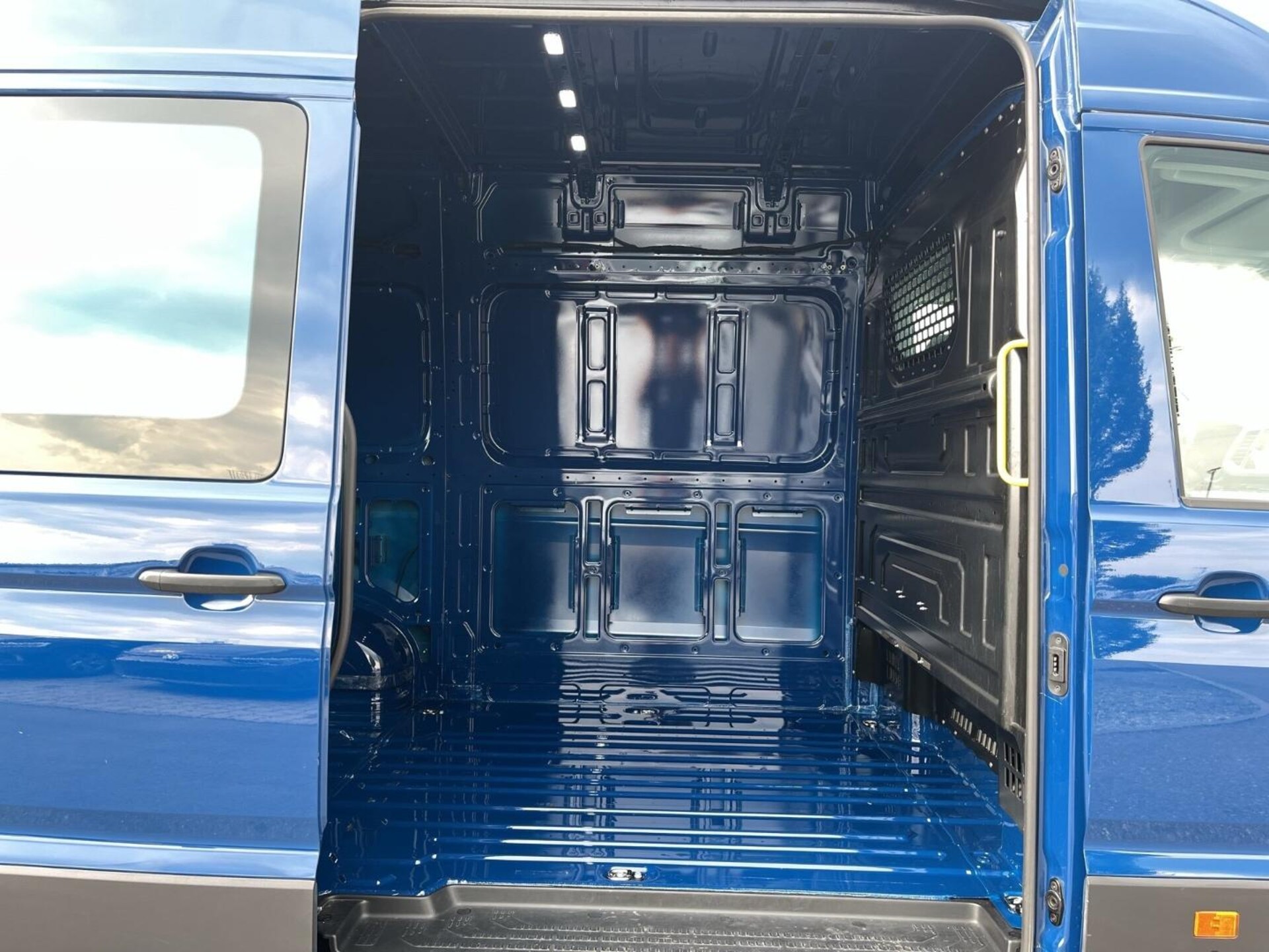 Volkswagen Crafter Kasten mittlerer Radstand