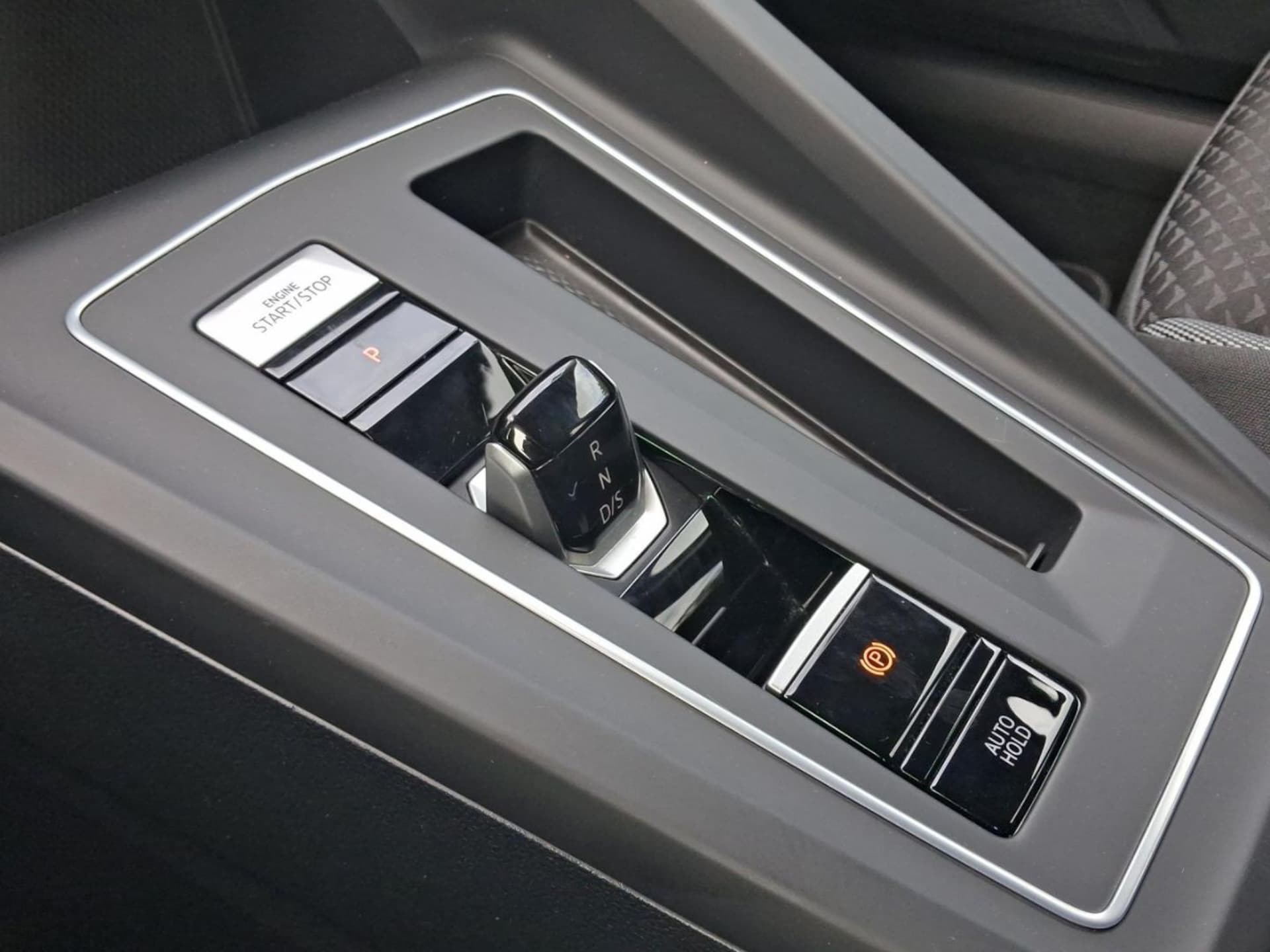 Volkswagen Golf Active