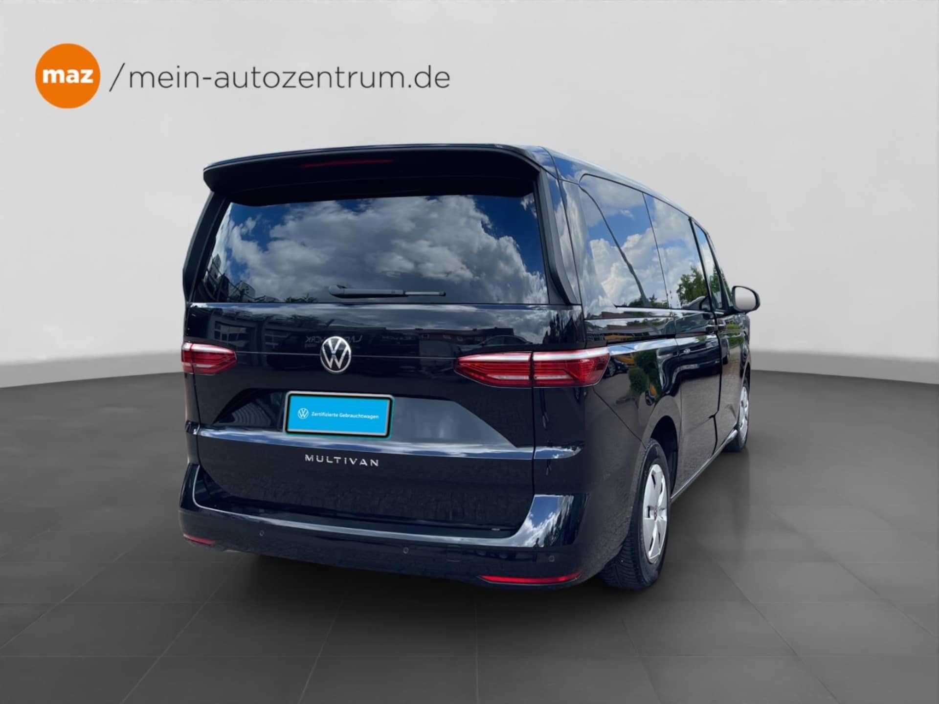 Volkswagen Multivan Langversion Basis-Modell