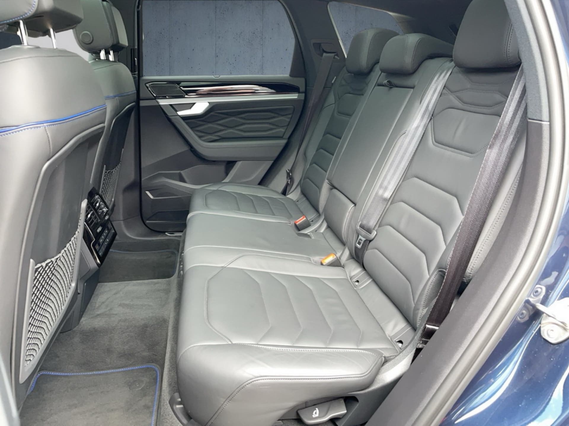 Volkswagen Touareg R
