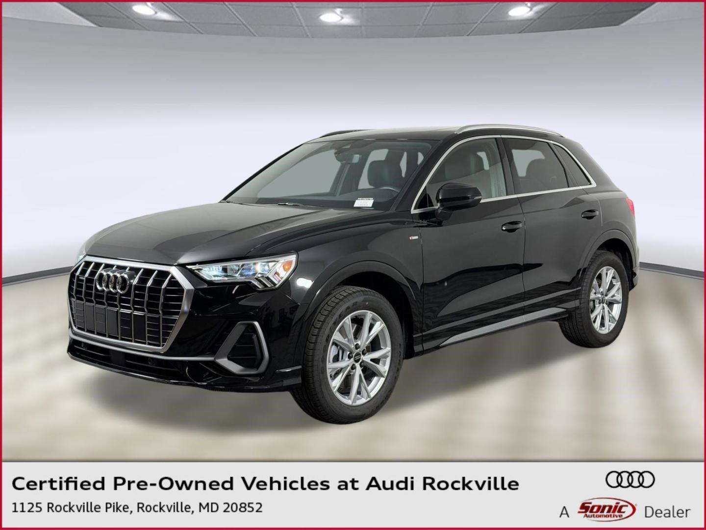 2024 Audi Q3 45 TFSI S Line Premium quattro's photo