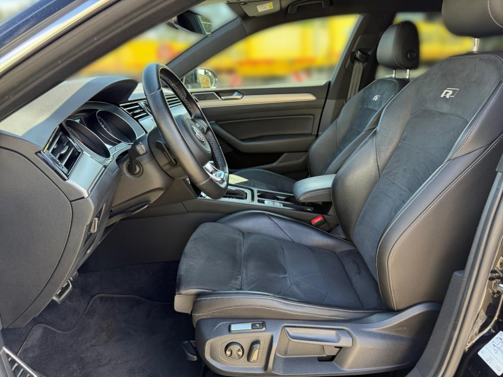 Volkswagen Arteon R-Line