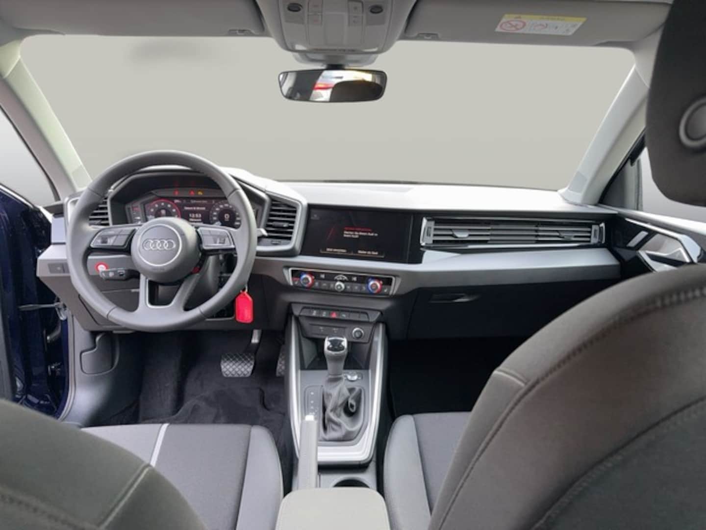 Bild über Audi A1 Sportback S line 25 TFSI S tronic - für weitere Informationen kontaktieren Sie den Audi Partner
