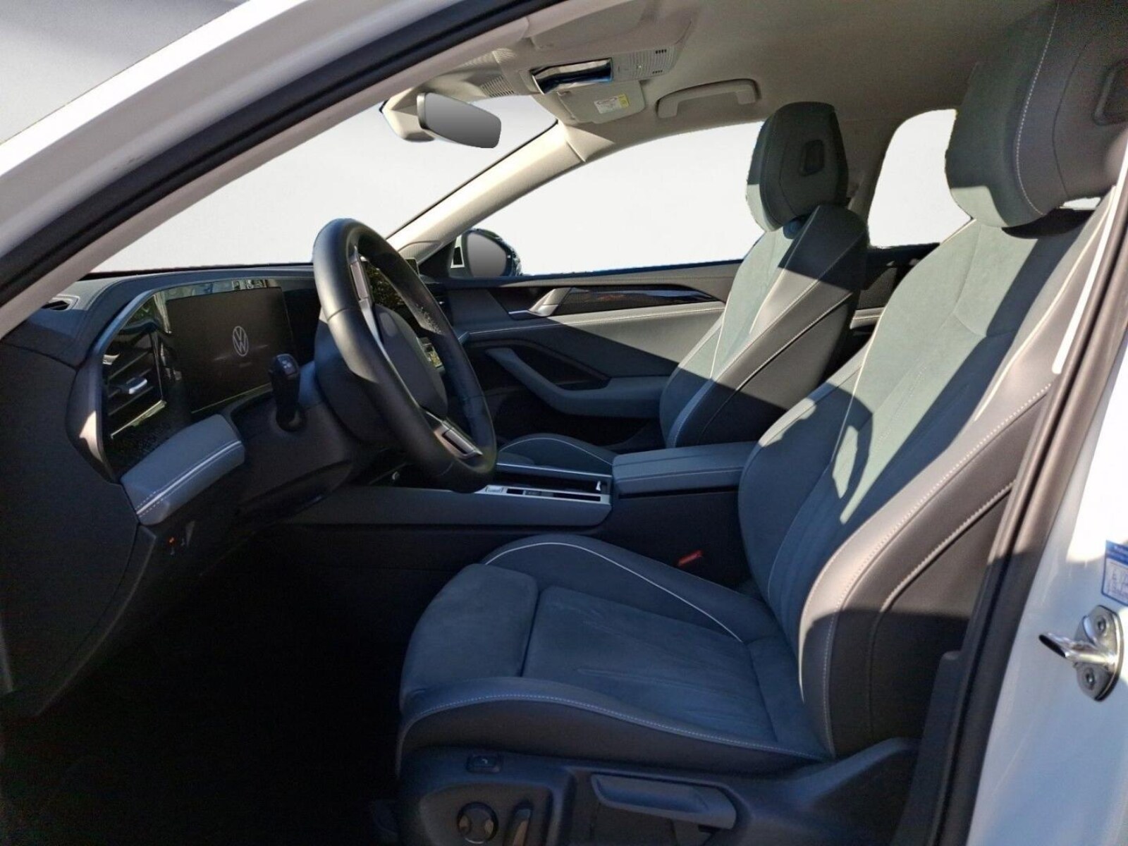 Volkswagen Passat – Bild 9