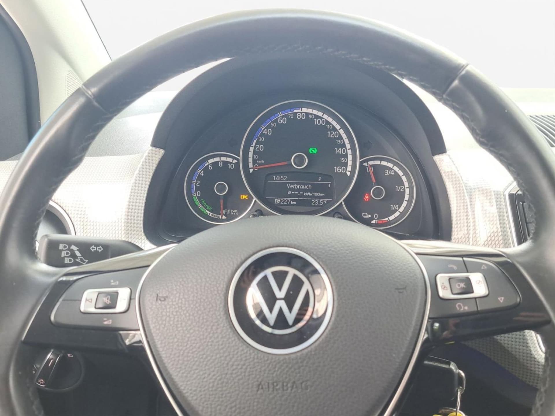 Volkswagen e-up! Style "Plus"