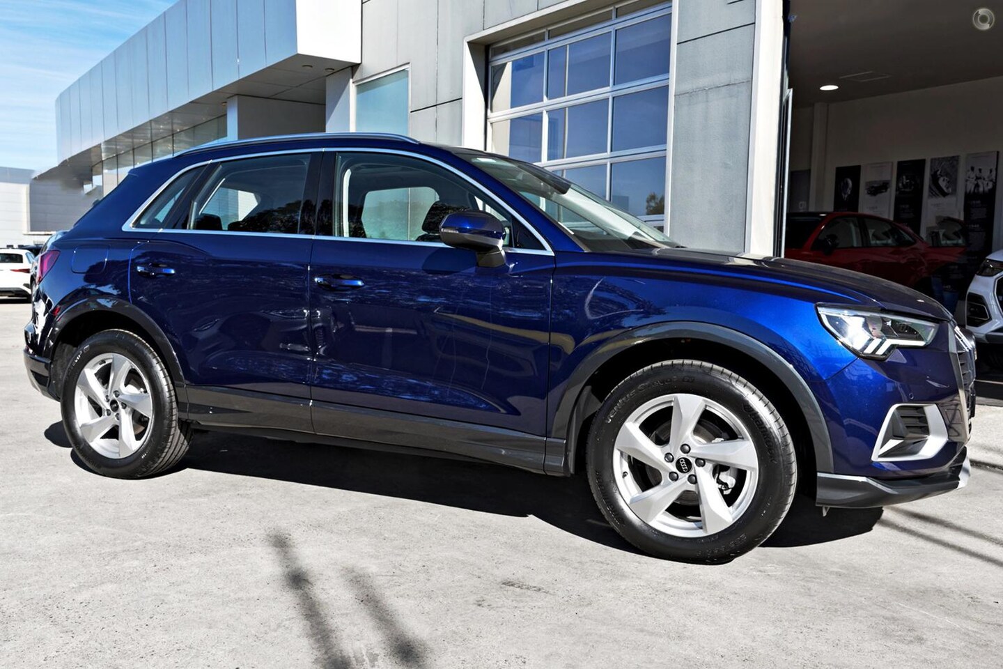 Image about Audi Q3 35 TFSI S tronic