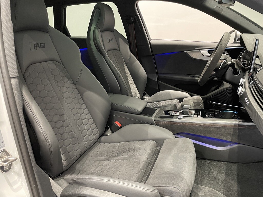 Image about Audi RS 4 Avant RS 4 Avant 450 hk tiptronic