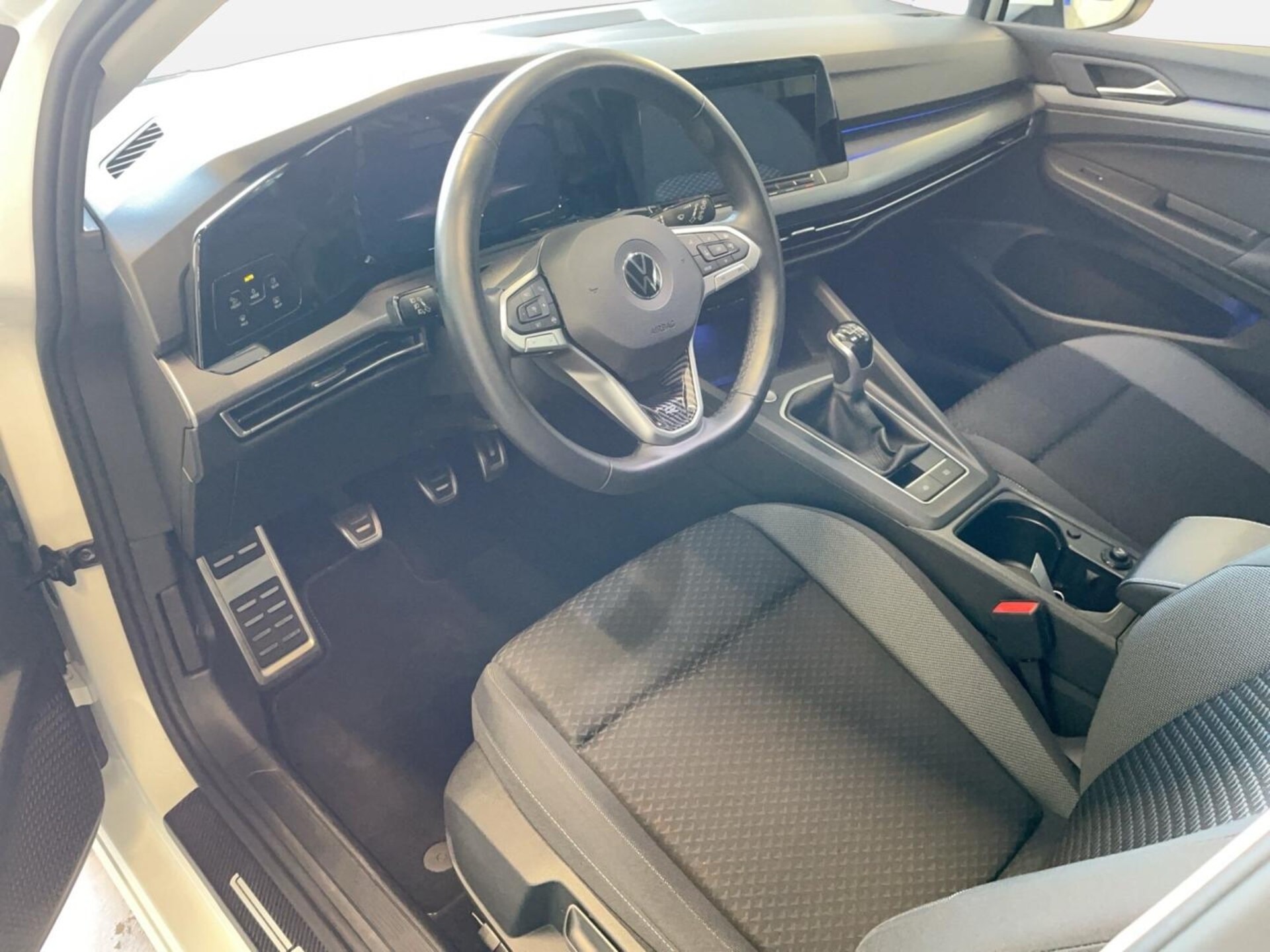 Volkswagen Golf Active