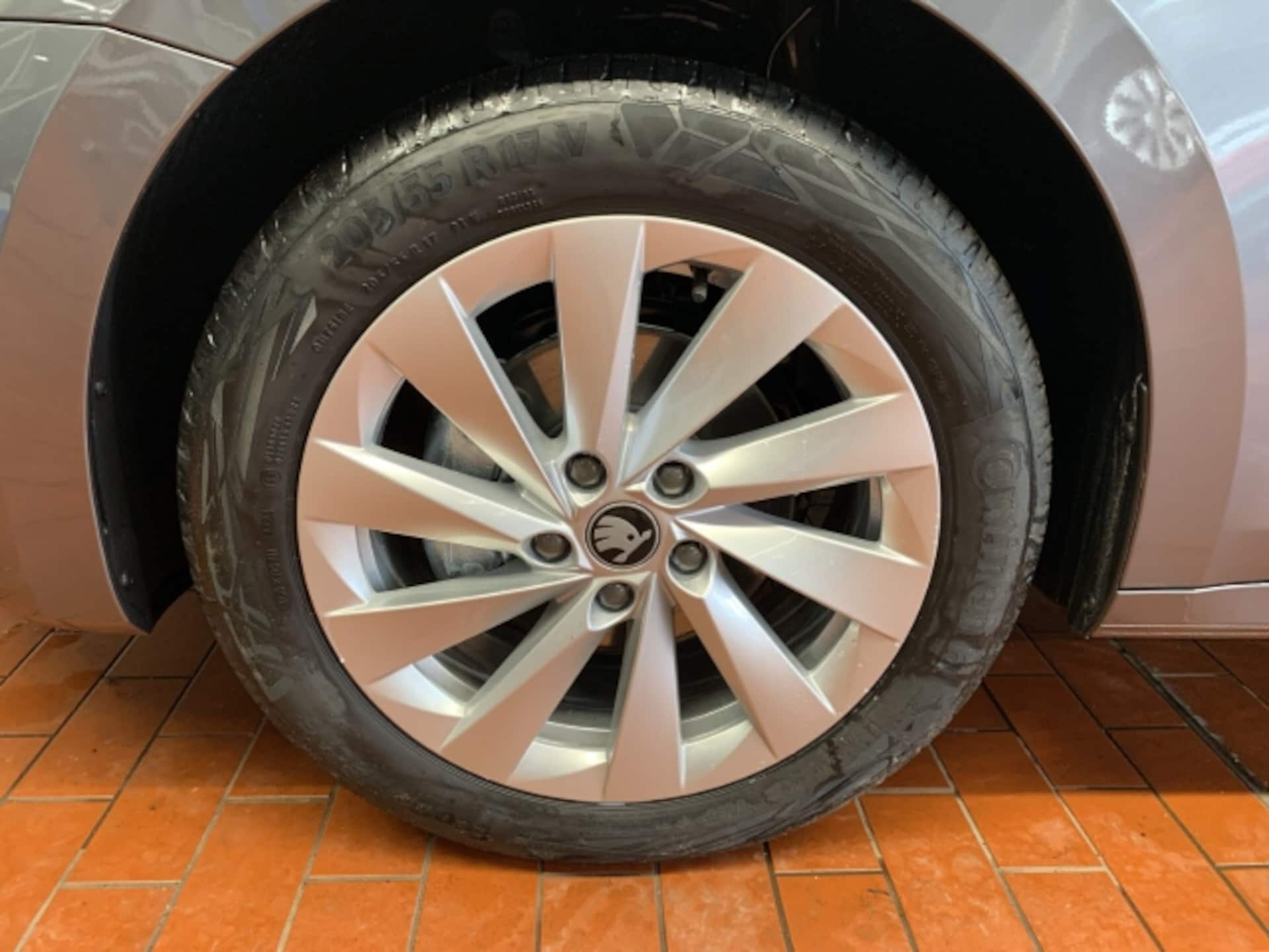 Skoda Octavia Combi Selection