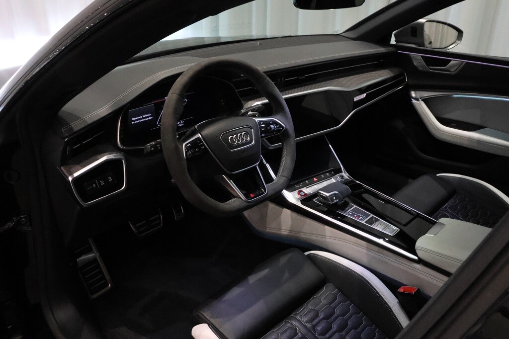 Bild som visar&nbsp;Audi RS 7 Sportback&nbsp;RS 7 Sportback performance 630 hk tiptronic - för mer information kontakta din Audi Partner