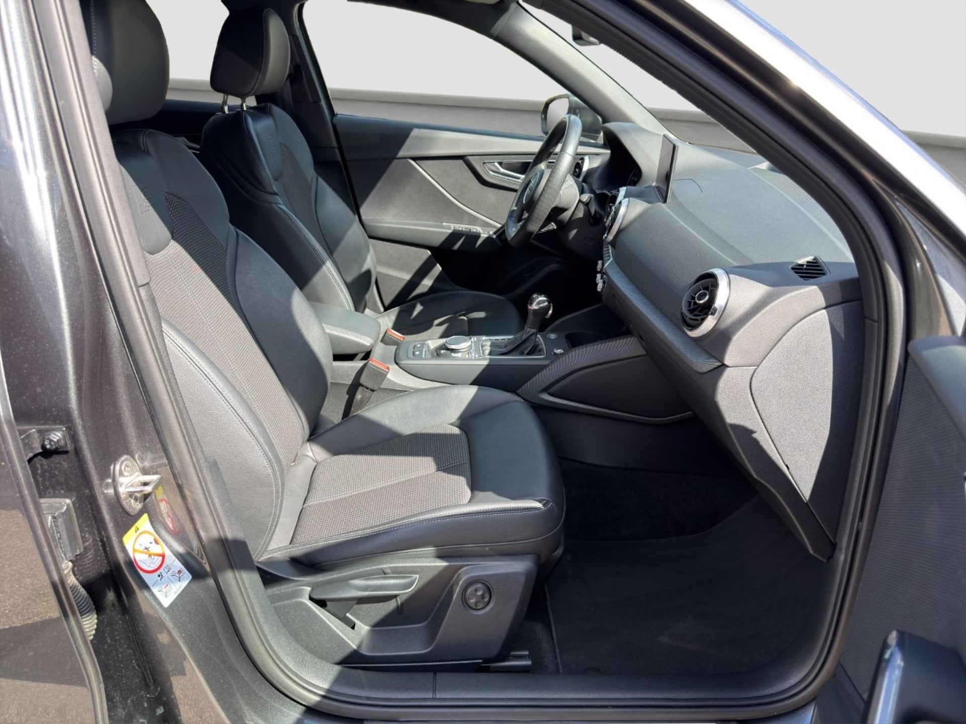Audi Q2 S line