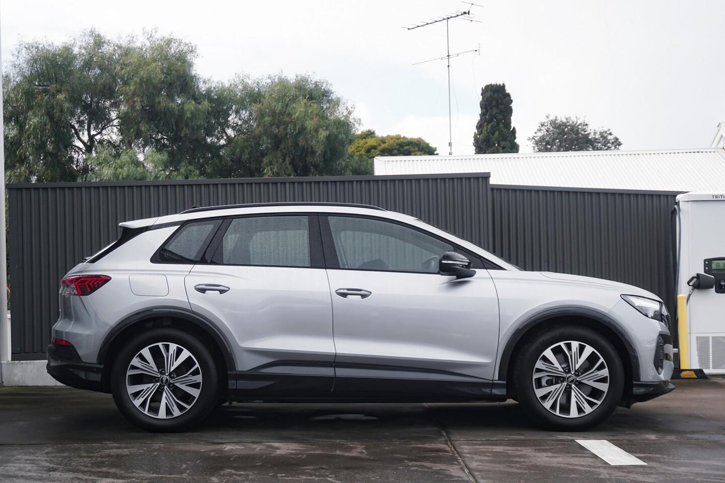 Image about Audi Q4 e-tron 45 e-tron