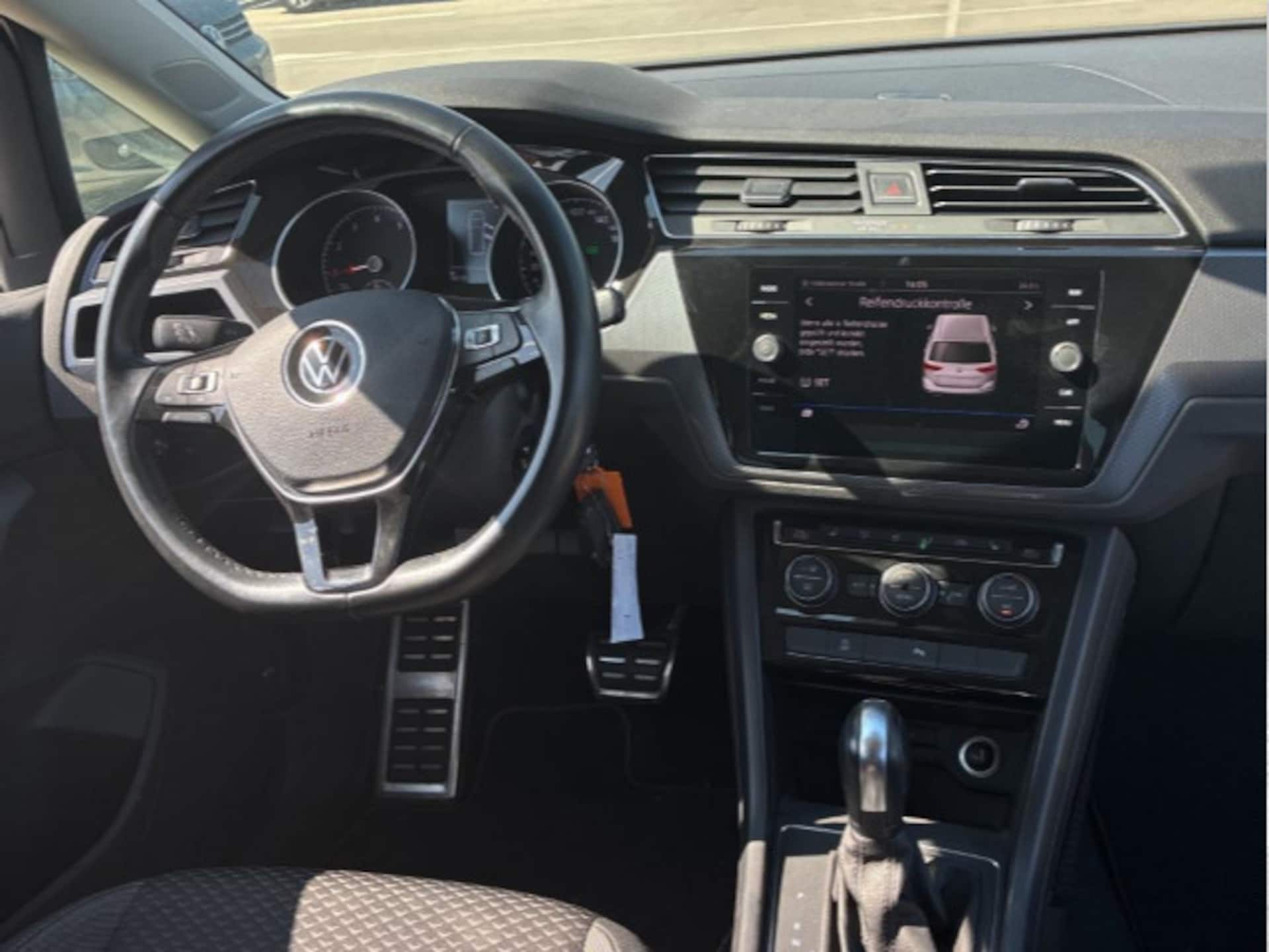 Volkswagen Touran Active