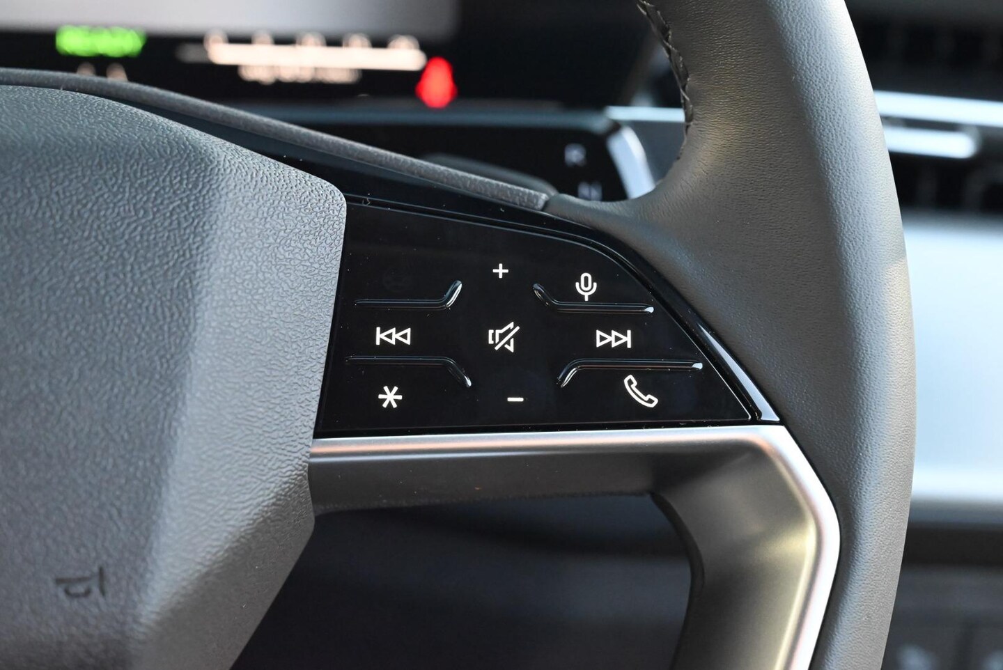Image about Audi Q3 SUV TFSI 110 kW