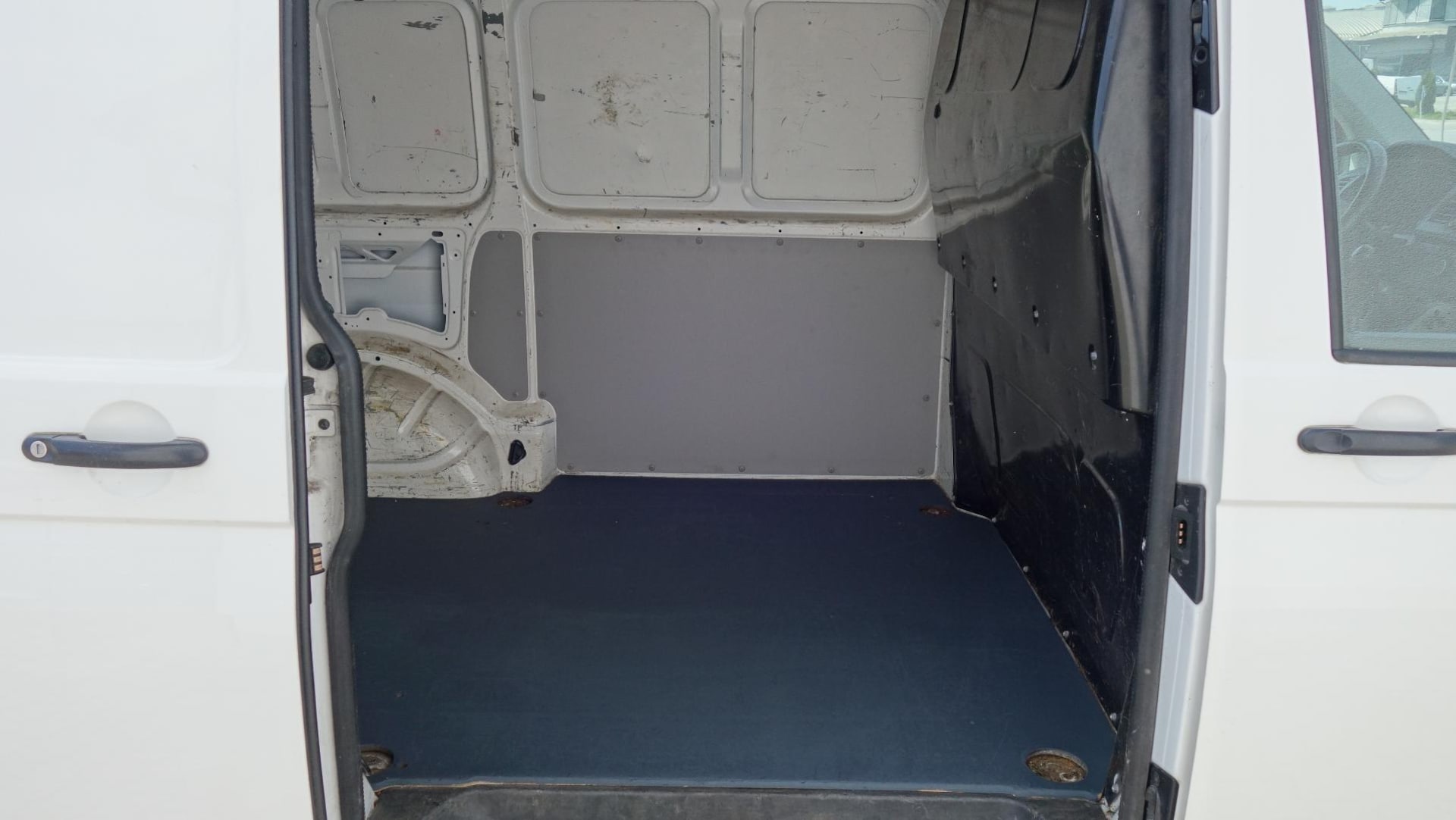 Volkswagen T6 Transporter Kasten kurzer Radstand