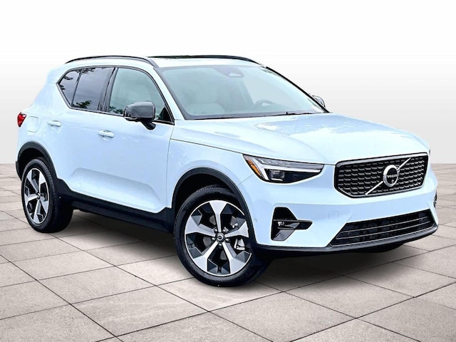 2026 Volvo XC40