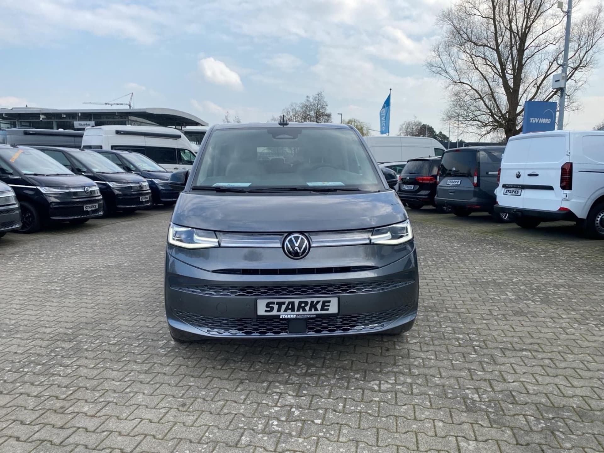 Volkswagen Multivan Langversion Style