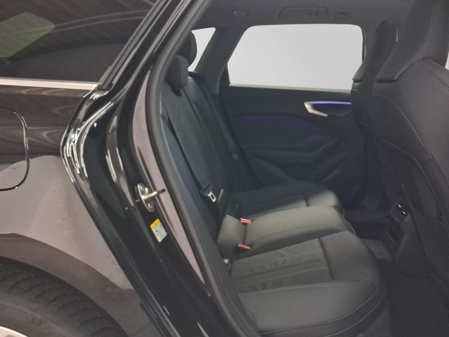 Bild über Audi A5 Avant TDI quattro 150 kW S tronic - für weitere Informationen kontaktieren Sie den Audi Partner