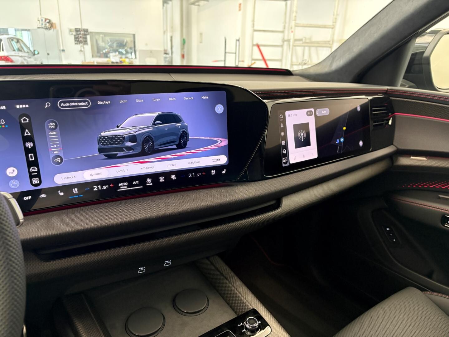 Bild über Audi Q7 SUV TDI quattro 220 kW tiptronic - für weitere Informationen kontaktieren Sie den Audi Partner