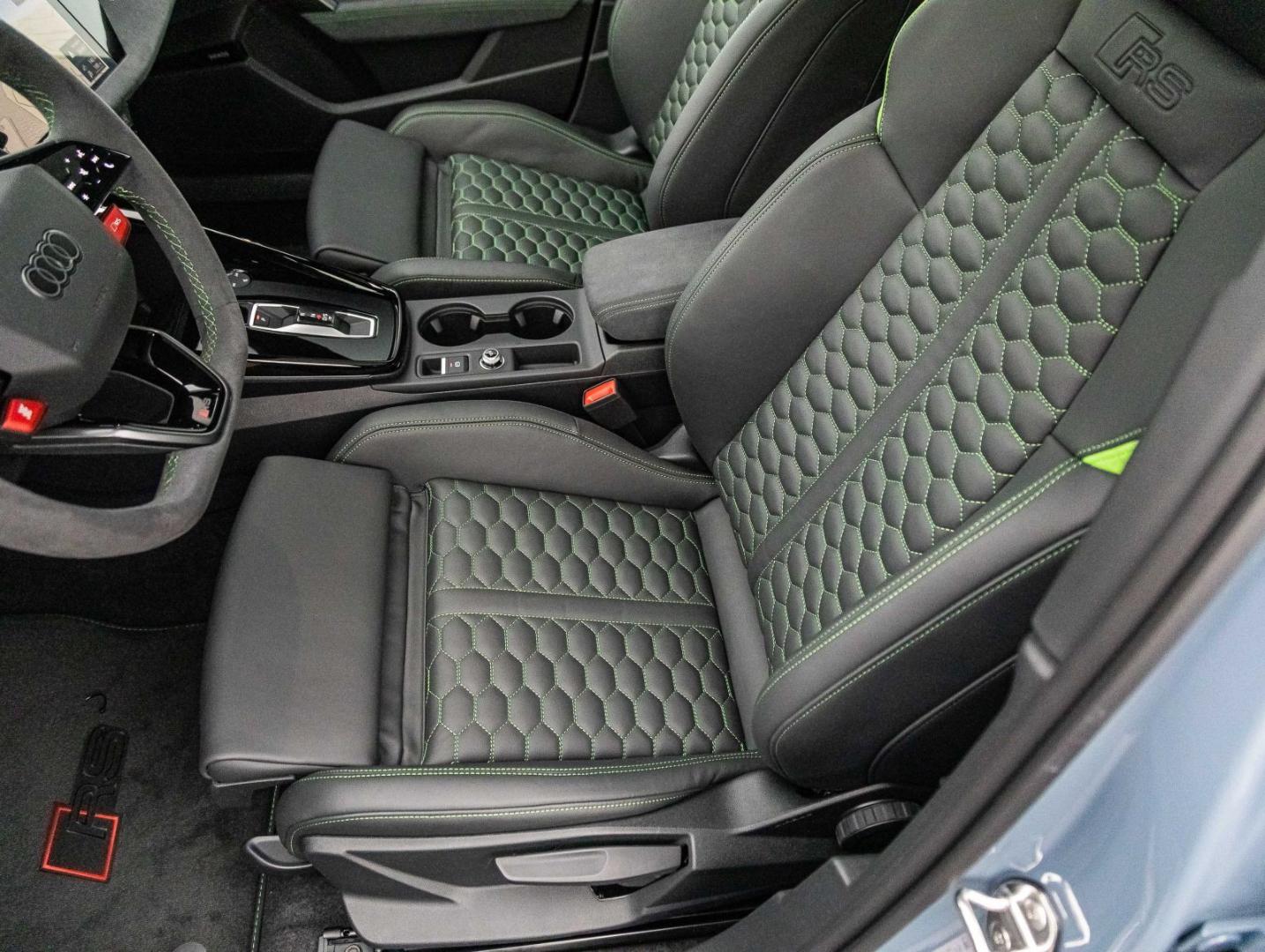 Image about Audi RS 3 Limousine TFSI quattro S tronic