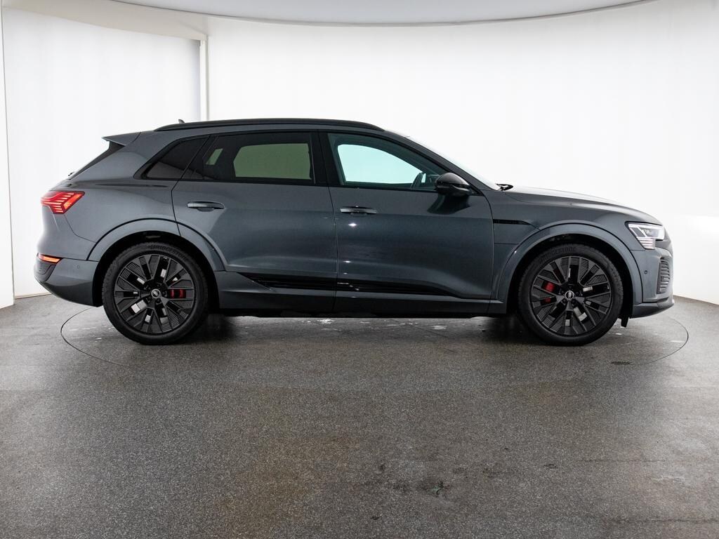 Image about Audi Q8 e-tron S line 50 e-tron quattro
