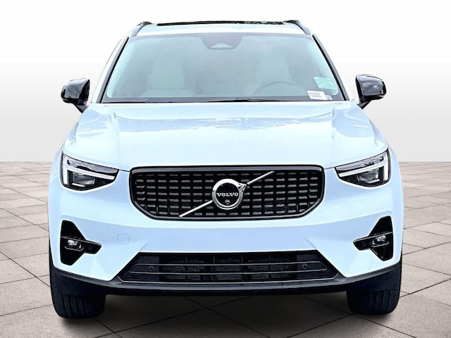 2026 Volvo XC40