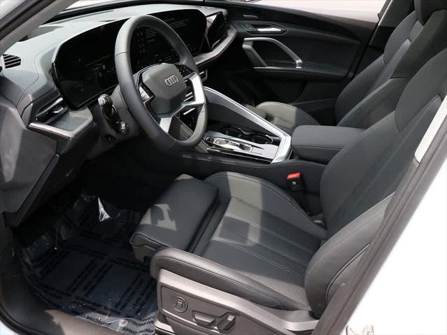 2025 AUDI Q5 - Image 12