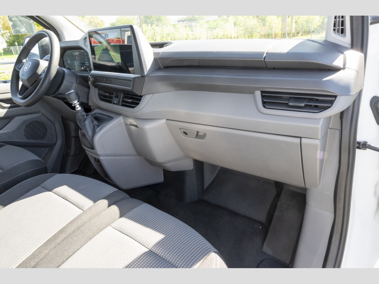 Volkswagen Transporter Kasten langer Radstand – Bild 8