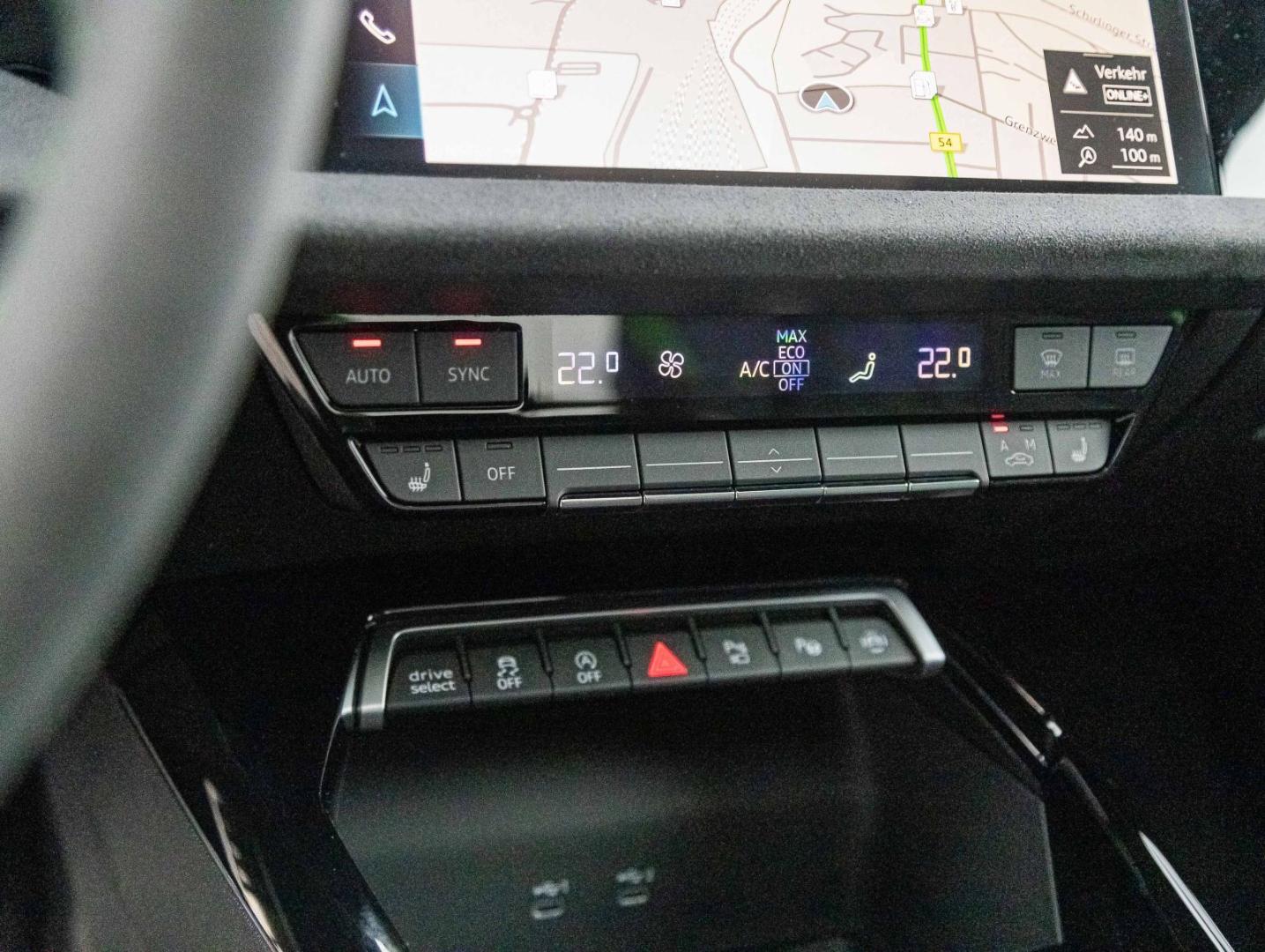 Image about Audi RS 3 Limousine TFSI quattro S tronic