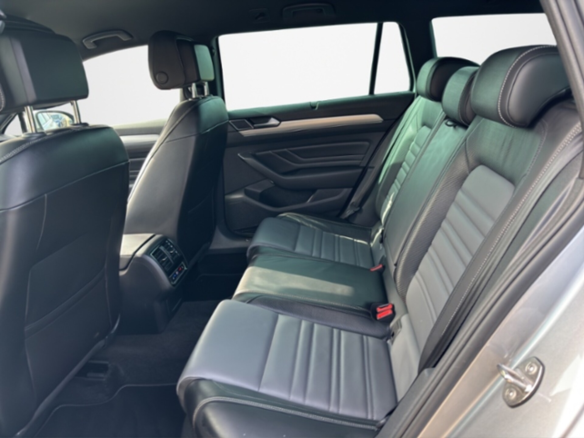 Volkswagen Passat Variant Elegance