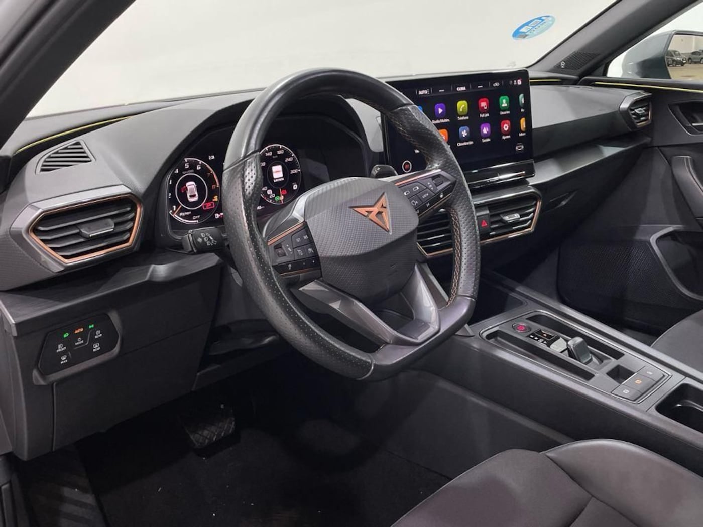 CUPRA Leon León 1.5 eTSI DSG 110 kW (150 CV) — photo 17