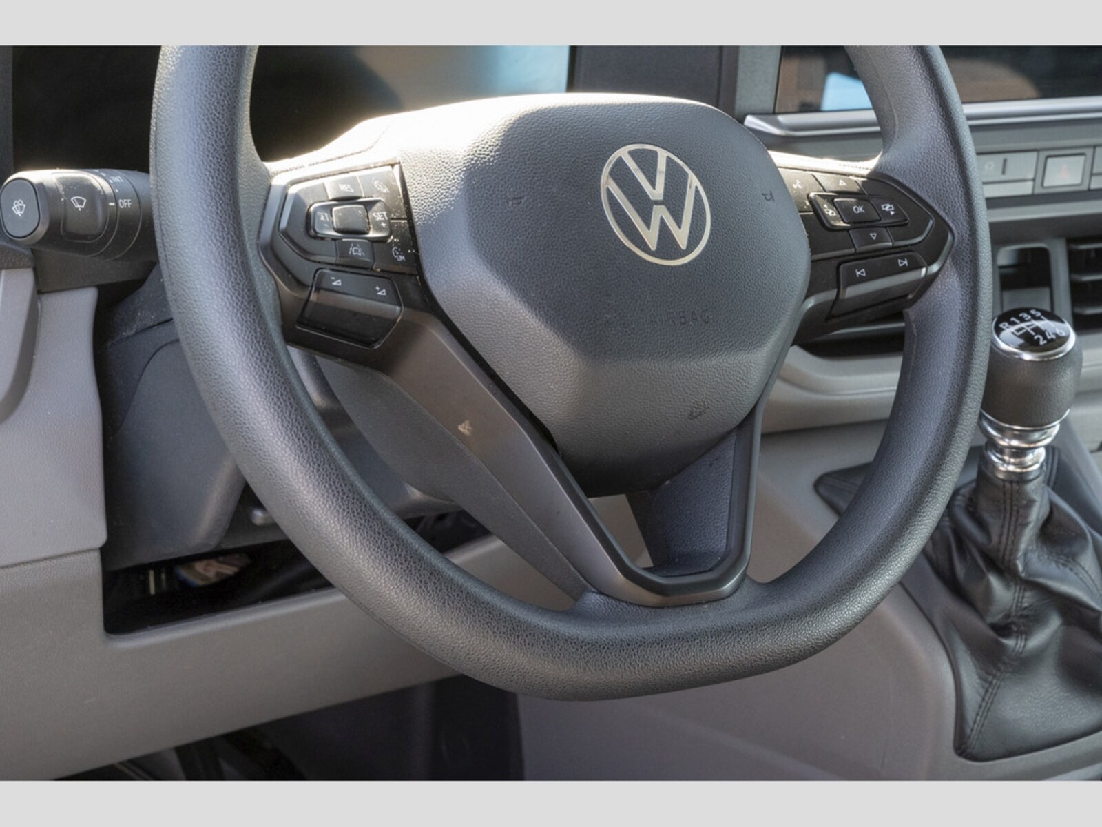 Volkswagen Transporter Kasten langer Radstand – Bild 16