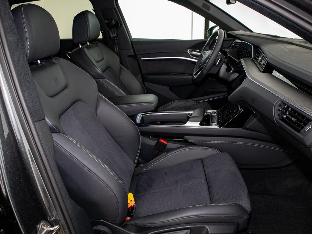 Image about Audi Q8 e-tron S line 50 e-tron quattro