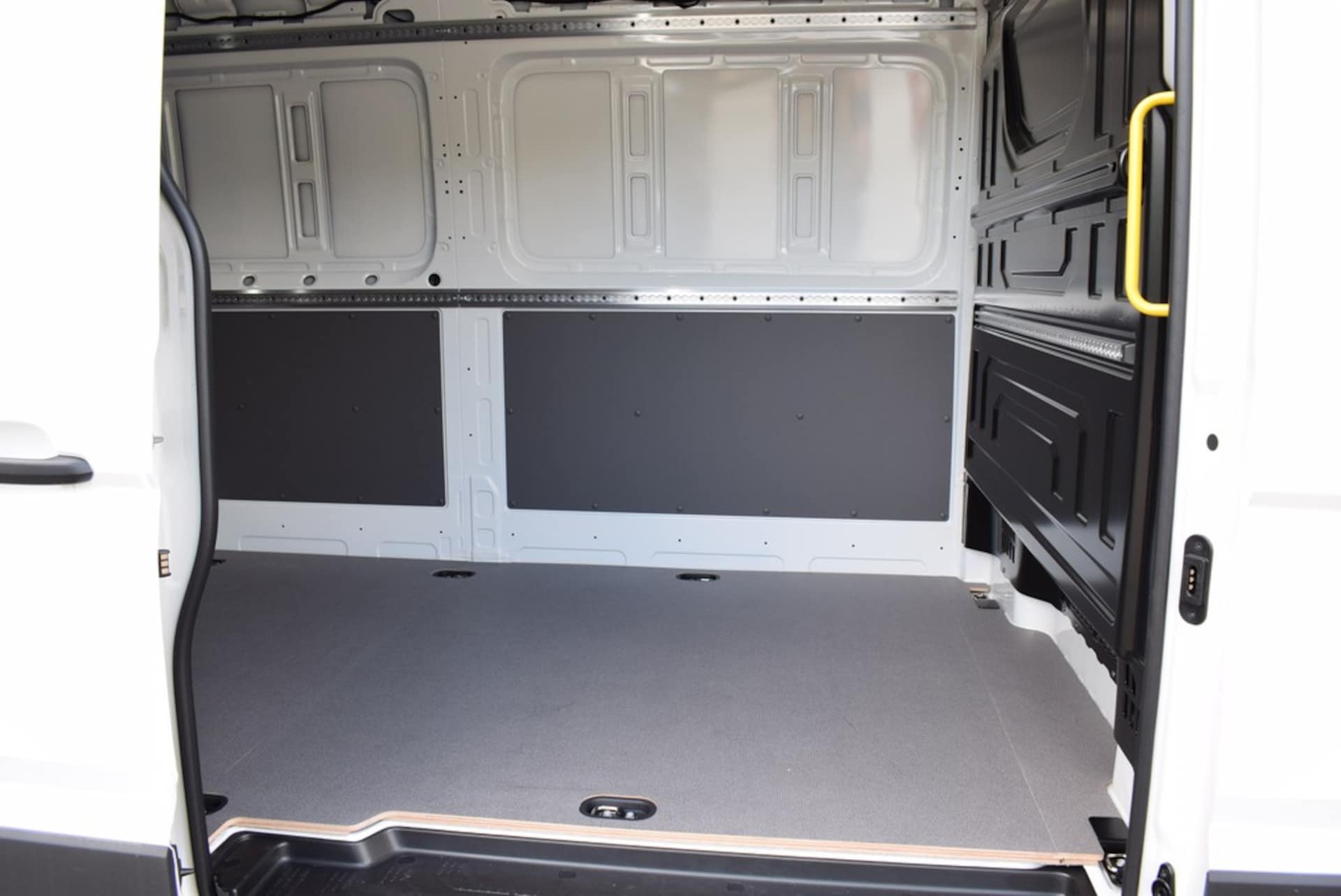 Volkswagen Crafter Kasten langer Radstand