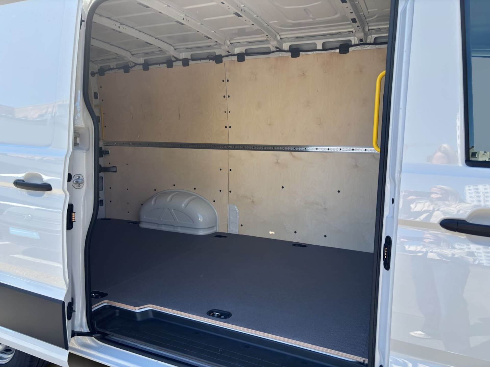 Volkswagen Crafter Kasten mittlerer Radstand