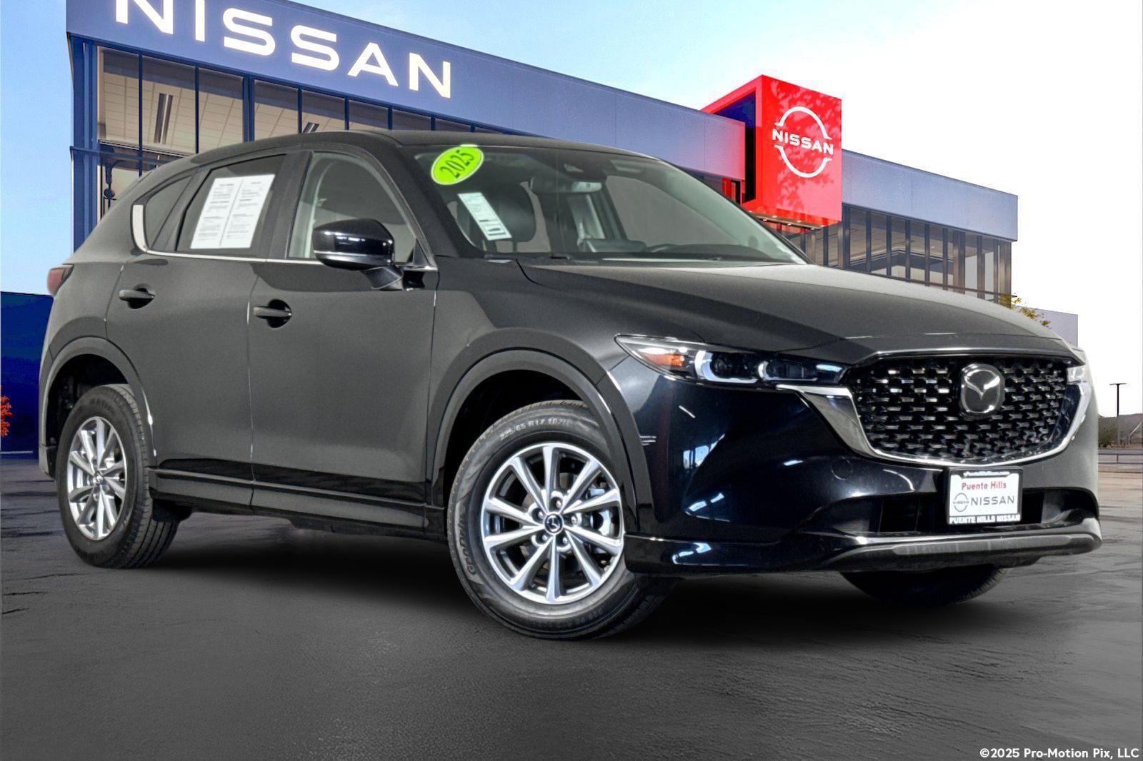 2025 Mazda CX-5 S Preferred package Auto AWD's photo