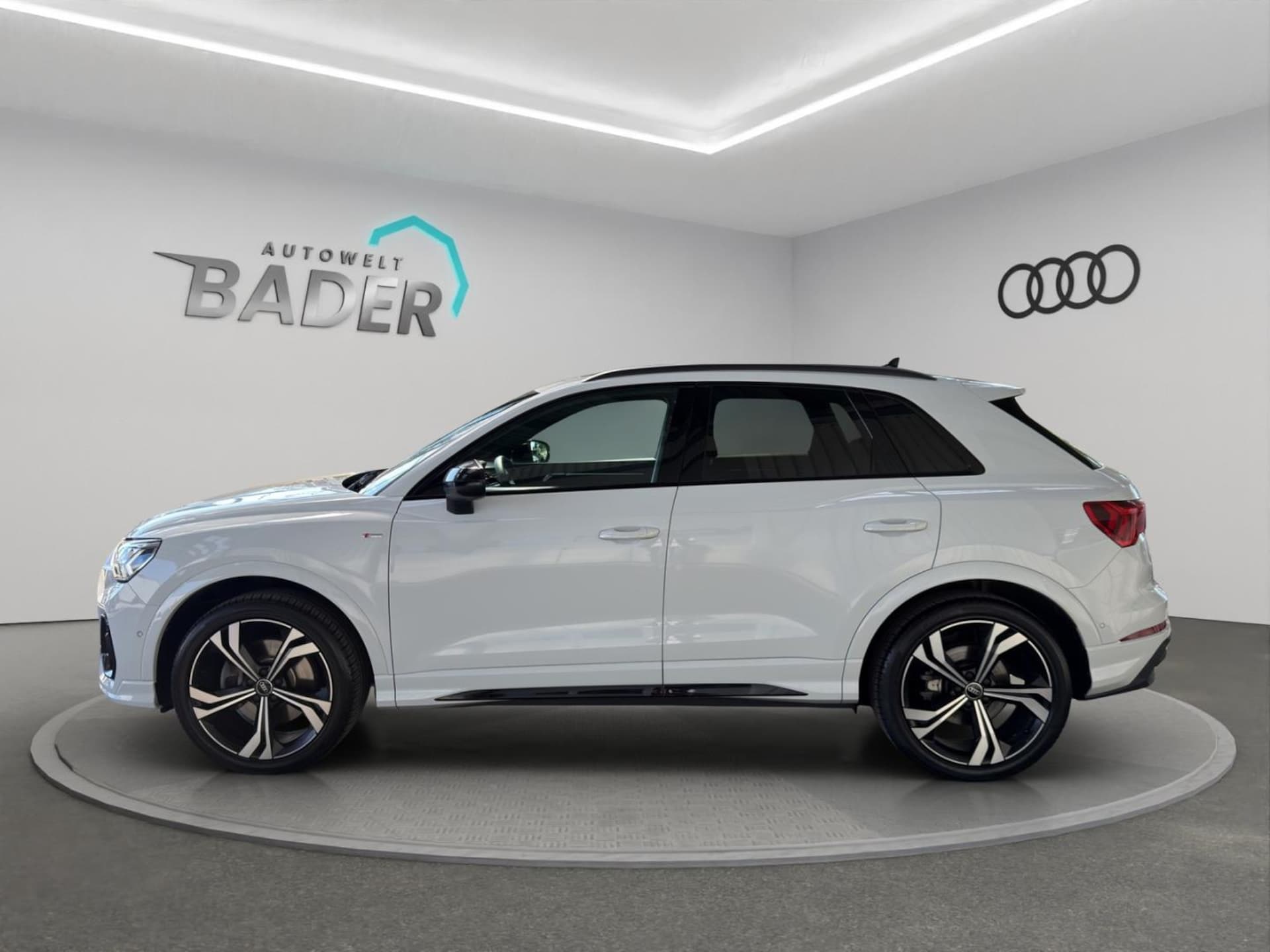 Audi Q3 SUV S line