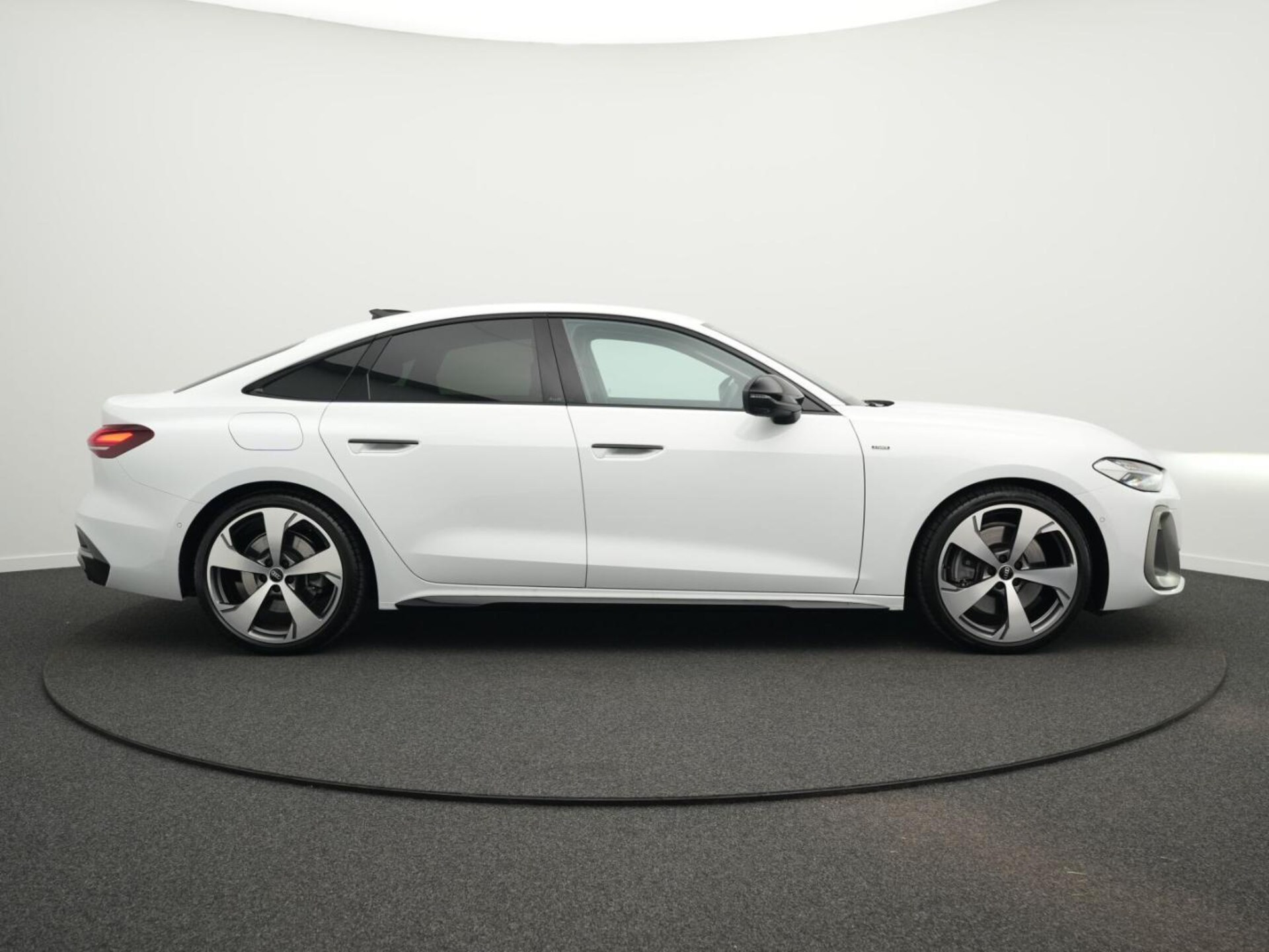 Audi A5 Limousine e-hybrid edition one
